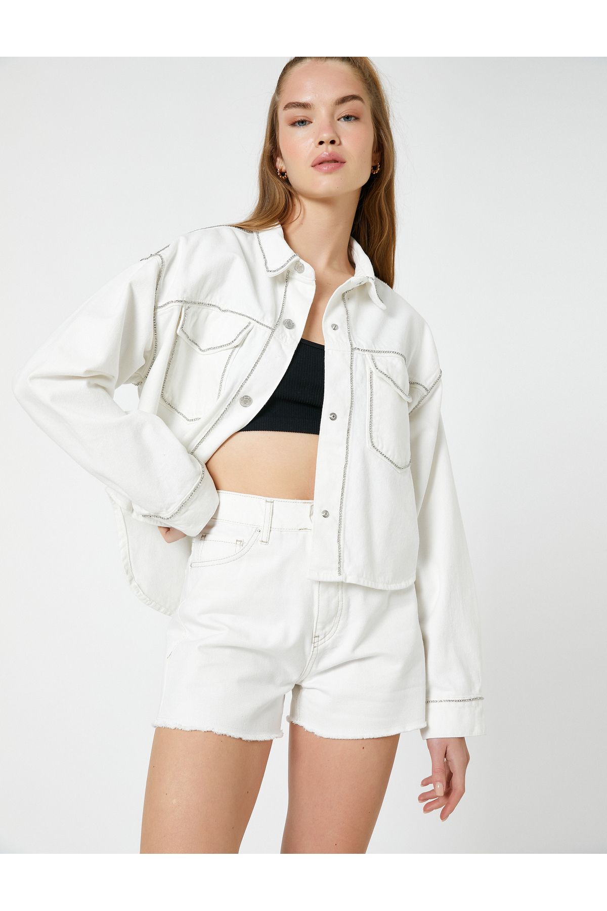 Taşlı Çıtçıtlı Crop Kot Ceket Taşlı Çıtçıtlı Crop Kot Ceket