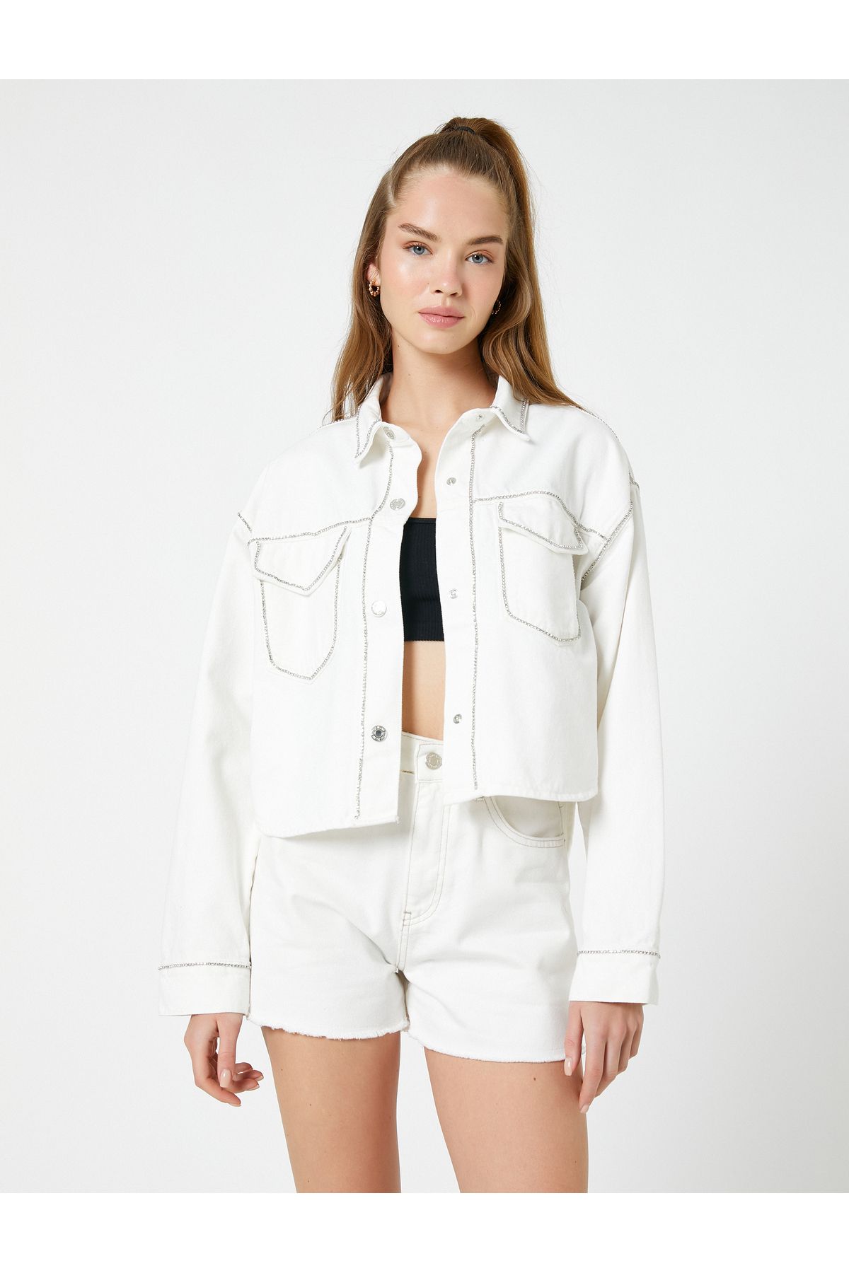 Taşlı Çıtçıtlı Crop Kot Ceket Taşlı Çıtçıtlı Crop Kot Ceket