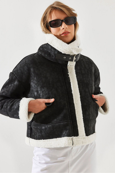 Kadın Yakası Tokalı Lamine Kısa Mont 2300 60251775