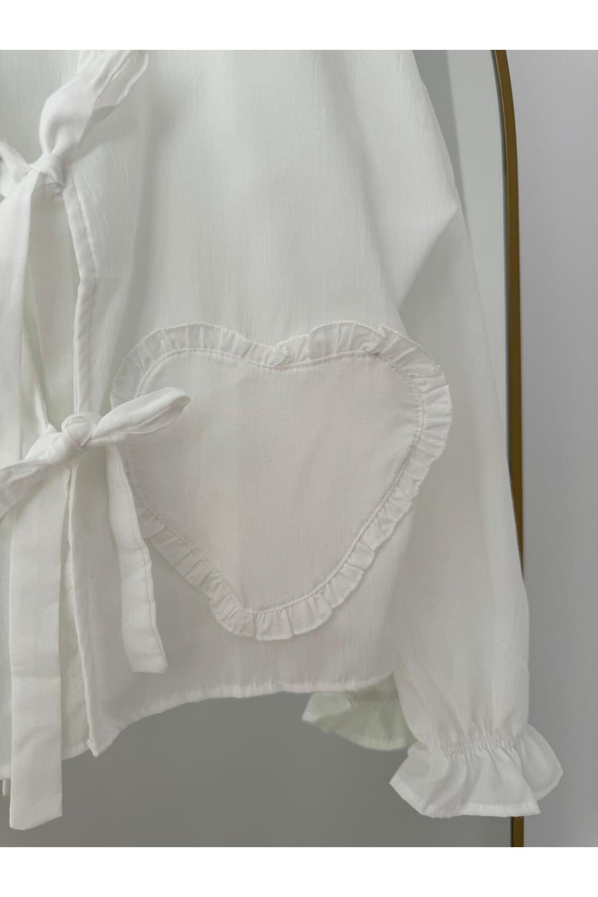 ÖNDEN BAĞLAMALI TREND GÖMLEK ÖNDEN BAĞLAMALI TREND GÖMLEK