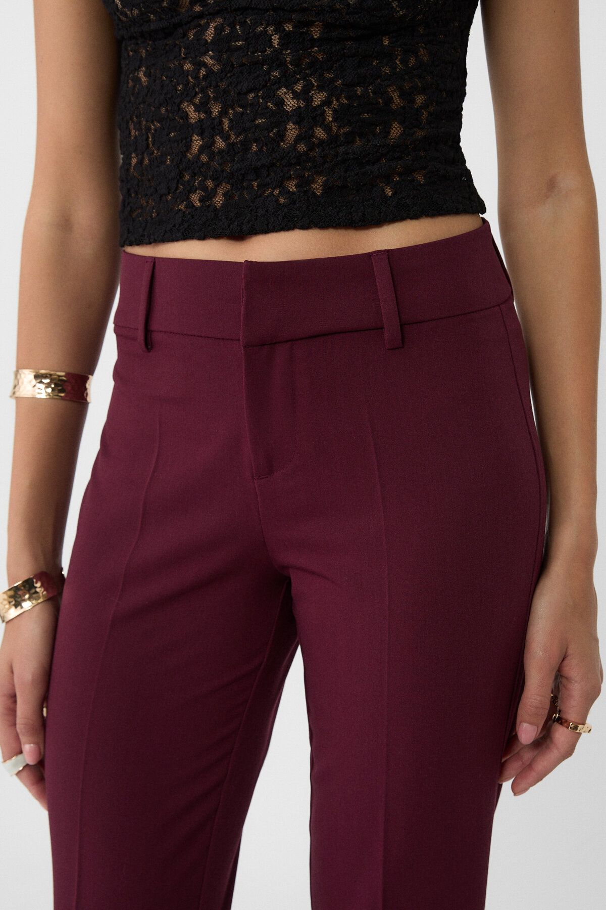 Relaxed fit özel dikim İspanyol paça pantolon Relaxed fit özel dikim İspanyol paça pantolon
