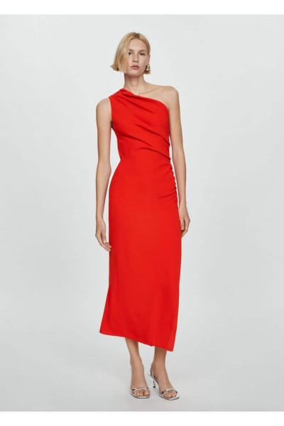 Yan yırtmaçlı asimetrik elbise