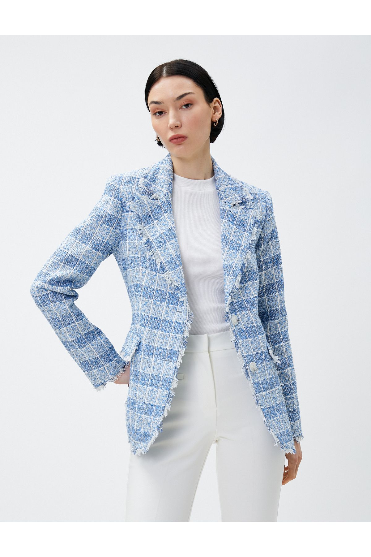 Püskül Detaylı Blazer Ceket Düğmeli Püskül Detaylı Blazer Ceket Düğmeli