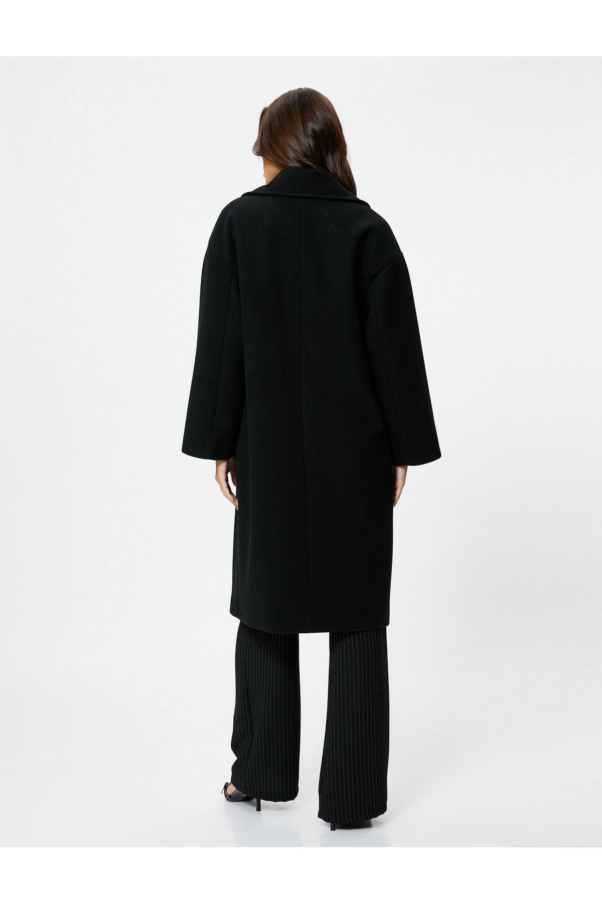 Kaşe Oversize Kaban Kruvaze Düğmeli Uzun Boy Kaşe Oversize Kaban Kruvaze Düğmeli Uzun Boy