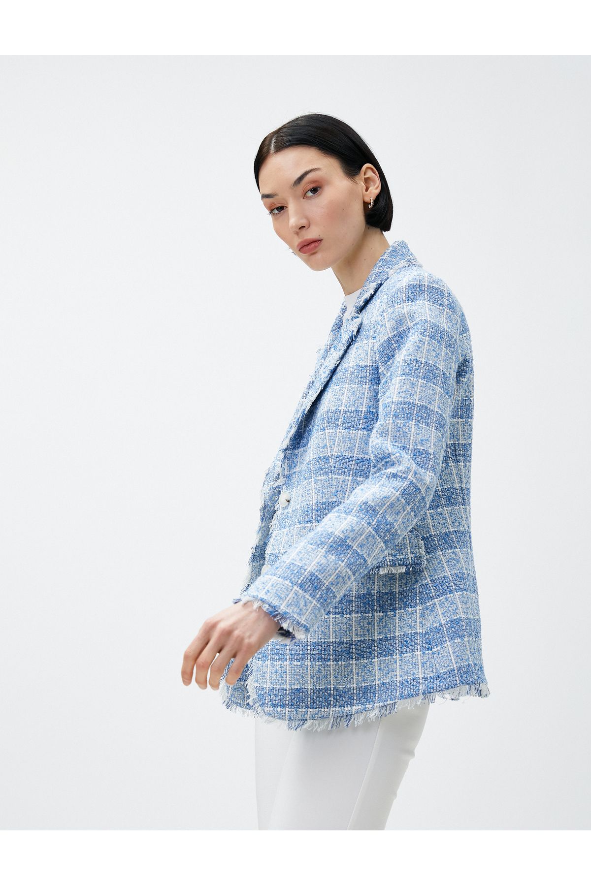 Püskül Detaylı Blazer Ceket Düğmeli Püskül Detaylı Blazer Ceket Düğmeli