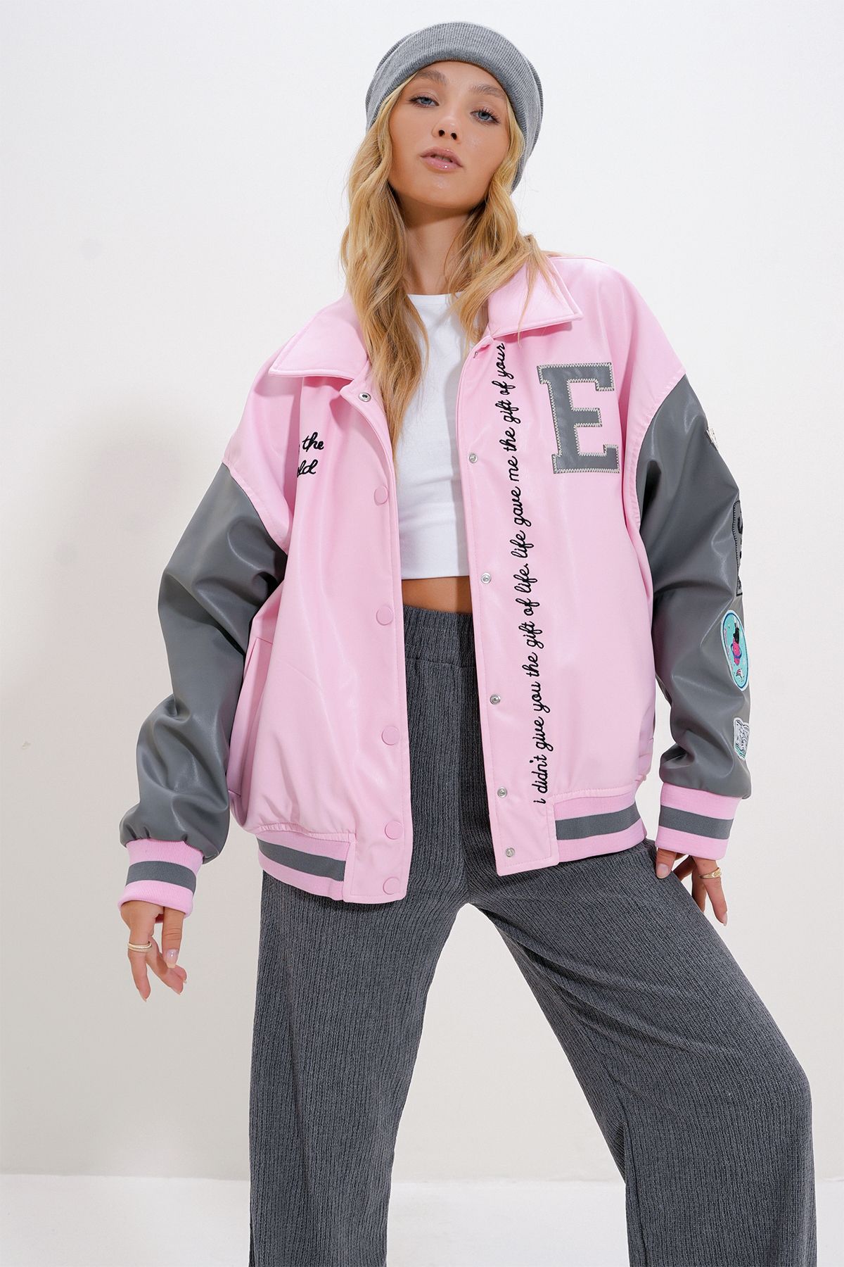 Kadın Pembe Çıtçıt Kapamalı Oversize Ceket ALC-X12601 Kadın Pembe Çıtçıt Kapamalı Oversize Ceket ALC-X12601