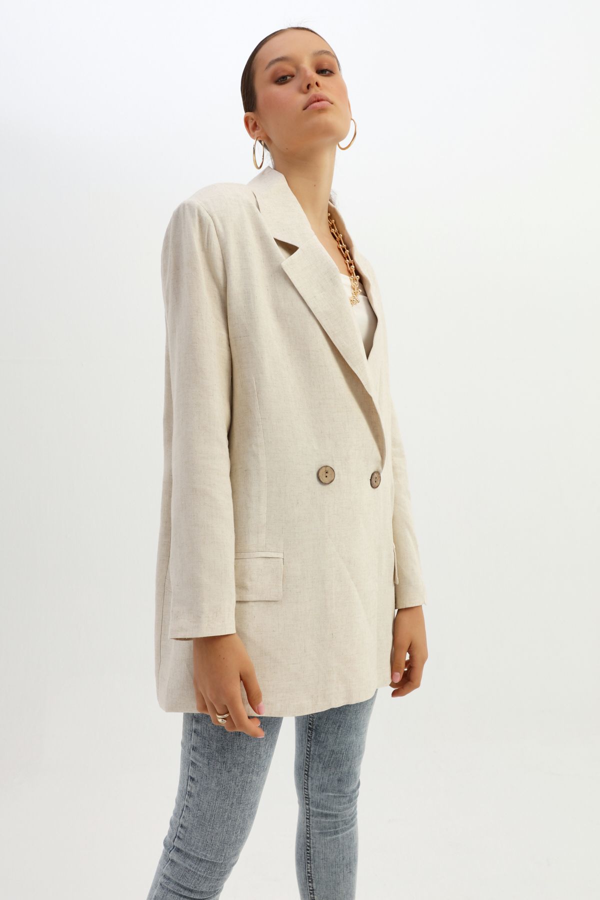 Kruvaze Yaka Tek Düğmeli Keten Blazer Ceket Naturel Kruvaze Yaka Tek Düğmeli Keten Blazer Ceket Naturel