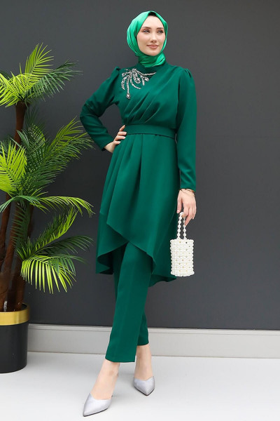 Taşlı Pileli Takım Zümrüt