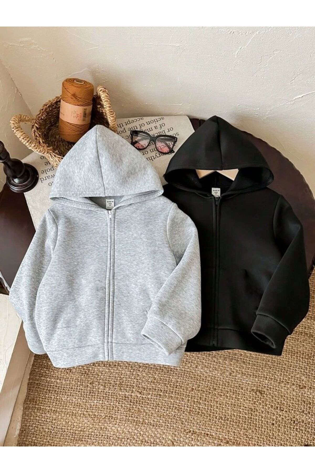 Kapşonlu Oversize2'li Paket Gri-Siyah Şardonlu Fermuarlı Hırka ( Tüm Yaş Grupları,Çocuk ve Yetişkin) Kapşonlu Oversize2'li Paket Gri-Siyah Şardonlu Fermuarlı Hırka ( Tüm Yaş Grupları,Çocuk ve Yetişkin)