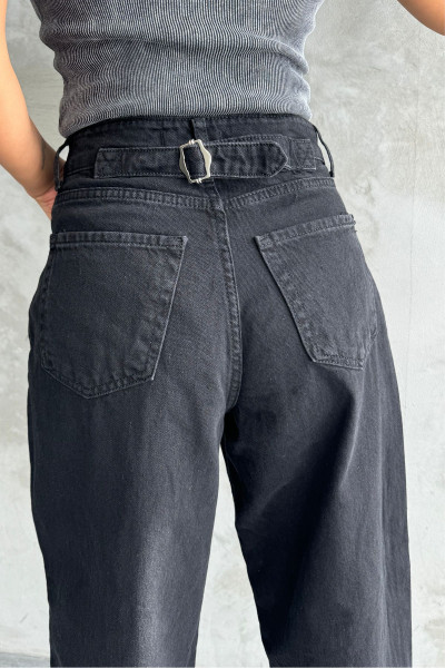 Toka Detaylı Bol Kesim Geniş Paça Rahat Baggy Jean Pantolon Toka Detaylı Bol Kesim Geniş Paça Rahat Baggy Jean Pantolon