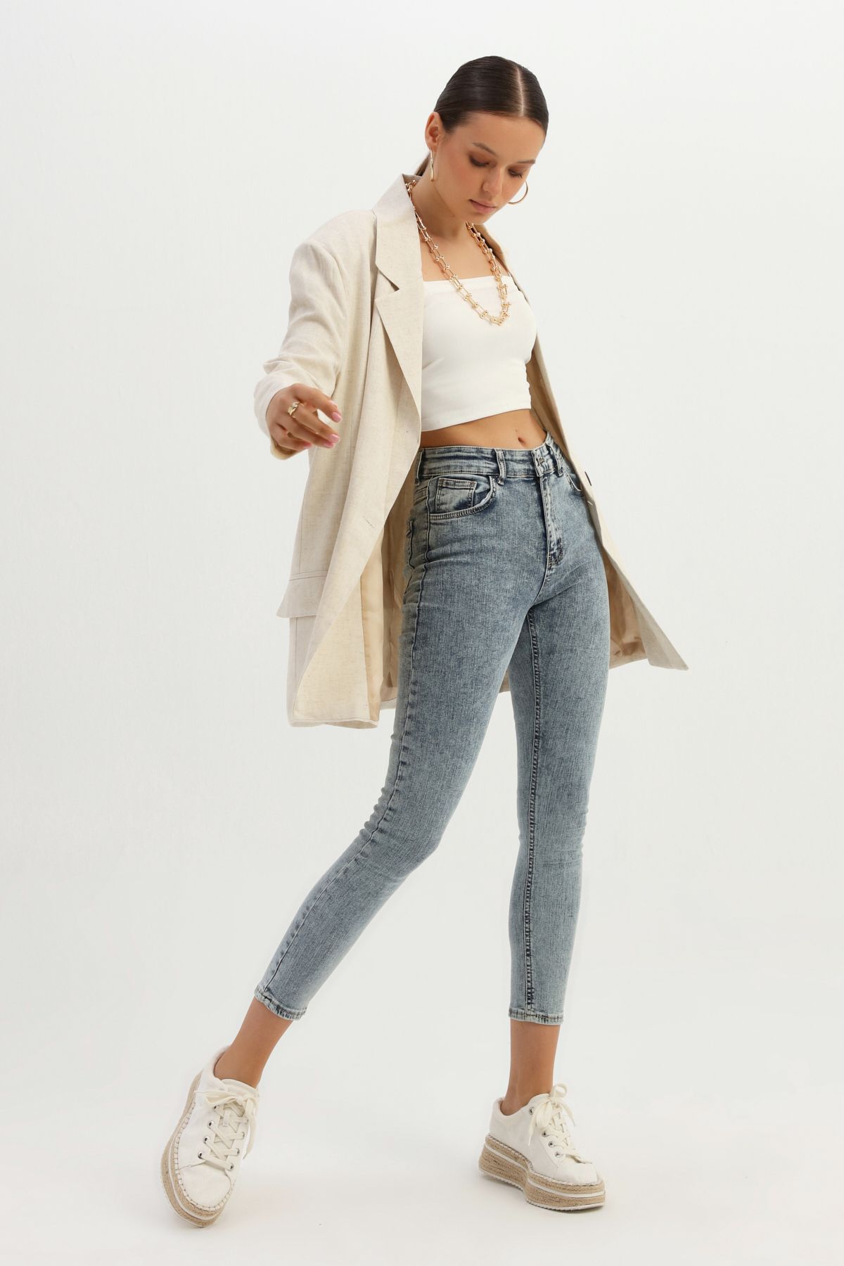 Kruvaze Yaka Tek Düğmeli Keten Blazer Ceket Naturel Kruvaze Yaka Tek Düğmeli Keten Blazer Ceket Naturel