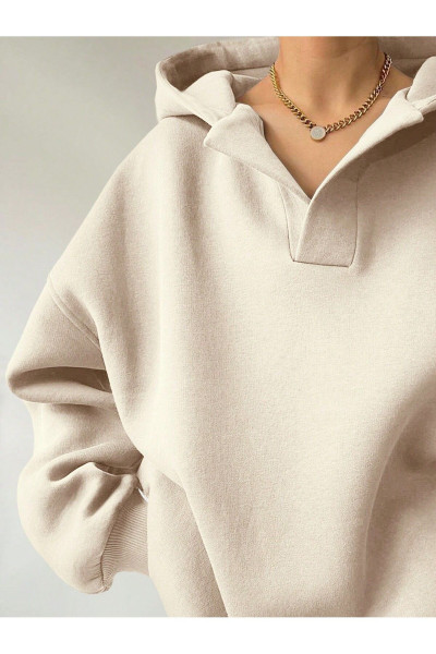 Unisex V-Yaka Kapüşonlu Basic Oversize Swetshirt Unisex V-Yaka Kapüşonlu Basic Oversize Swetshirt