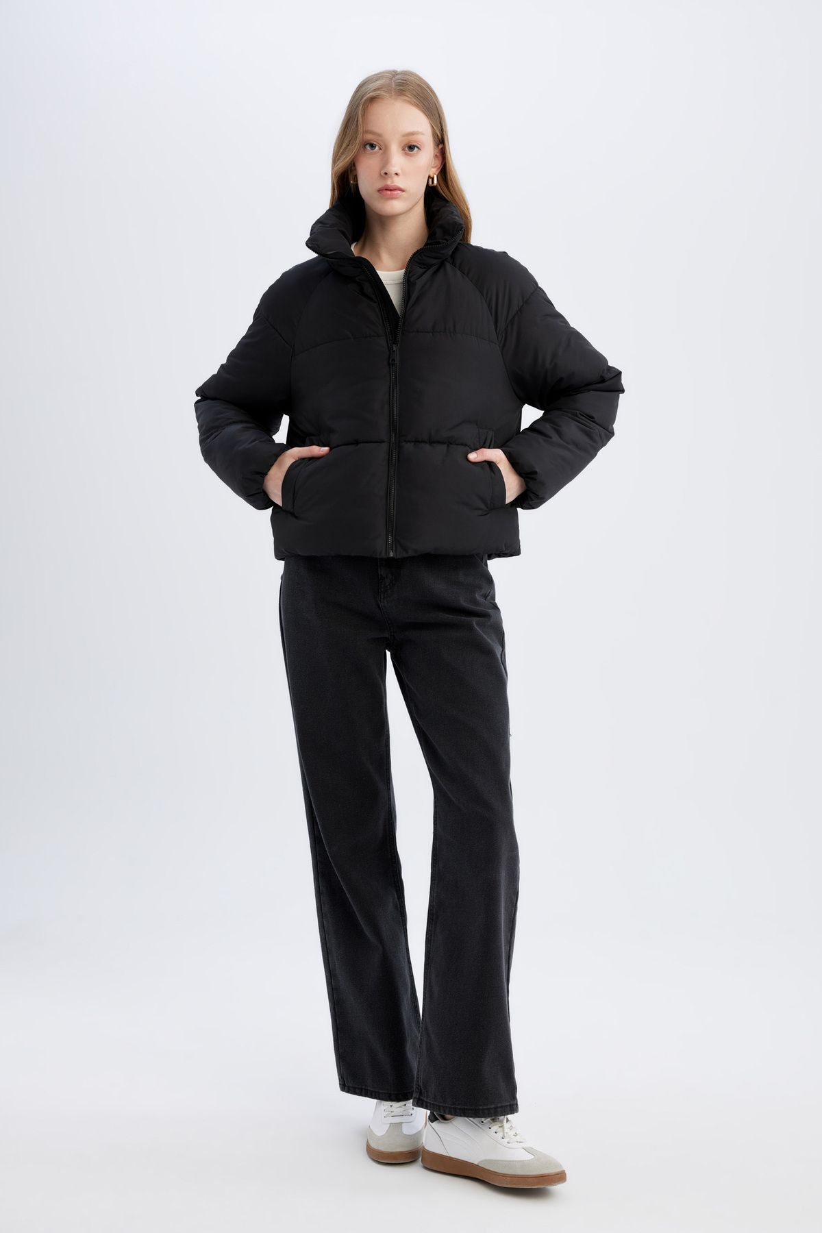 Su Geçirmez Regular Fit Kapüşonlu Mont Su Geçirmez Regular Fit Kapüşonlu Mont