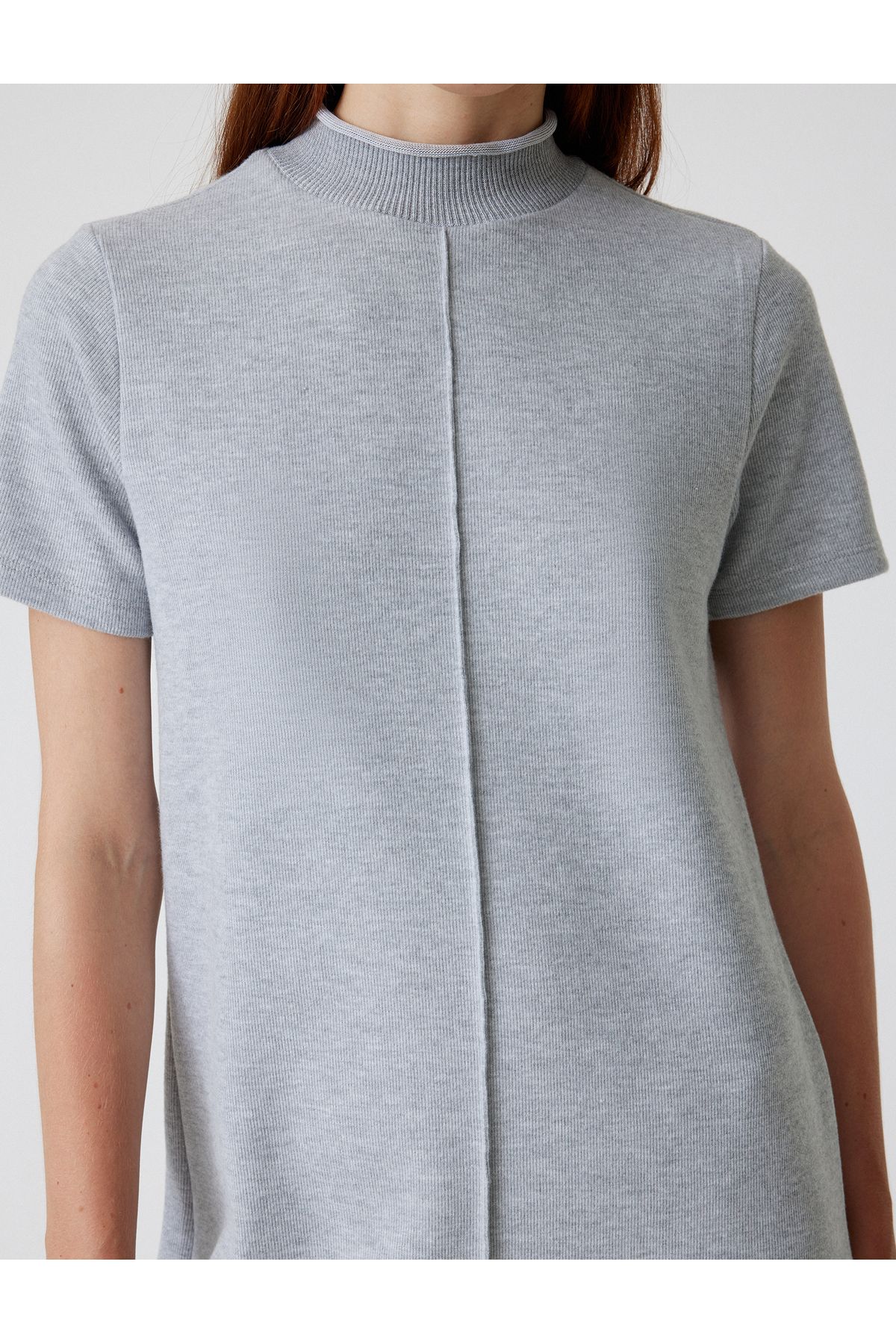 Mini Elbise Kısa Kollu Dik Yaka Slim Fit Mini Elbise Kısa Kollu Dik Yaka Slim Fit