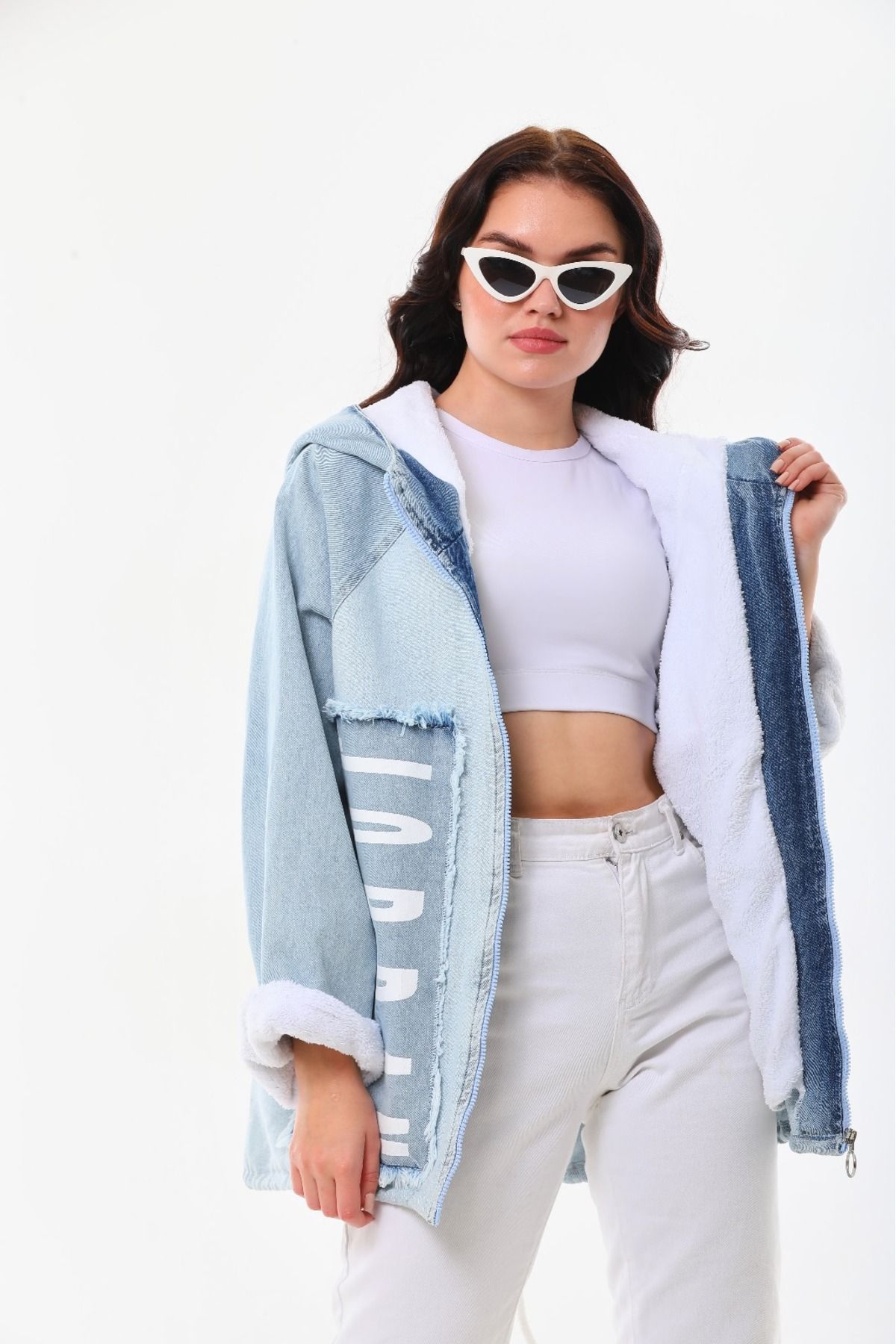 Peluş Wellsoft İçli Oversize Kapşonlu Ceket Peluş Wellsoft İçli Oversize Kapşonlu Ceket