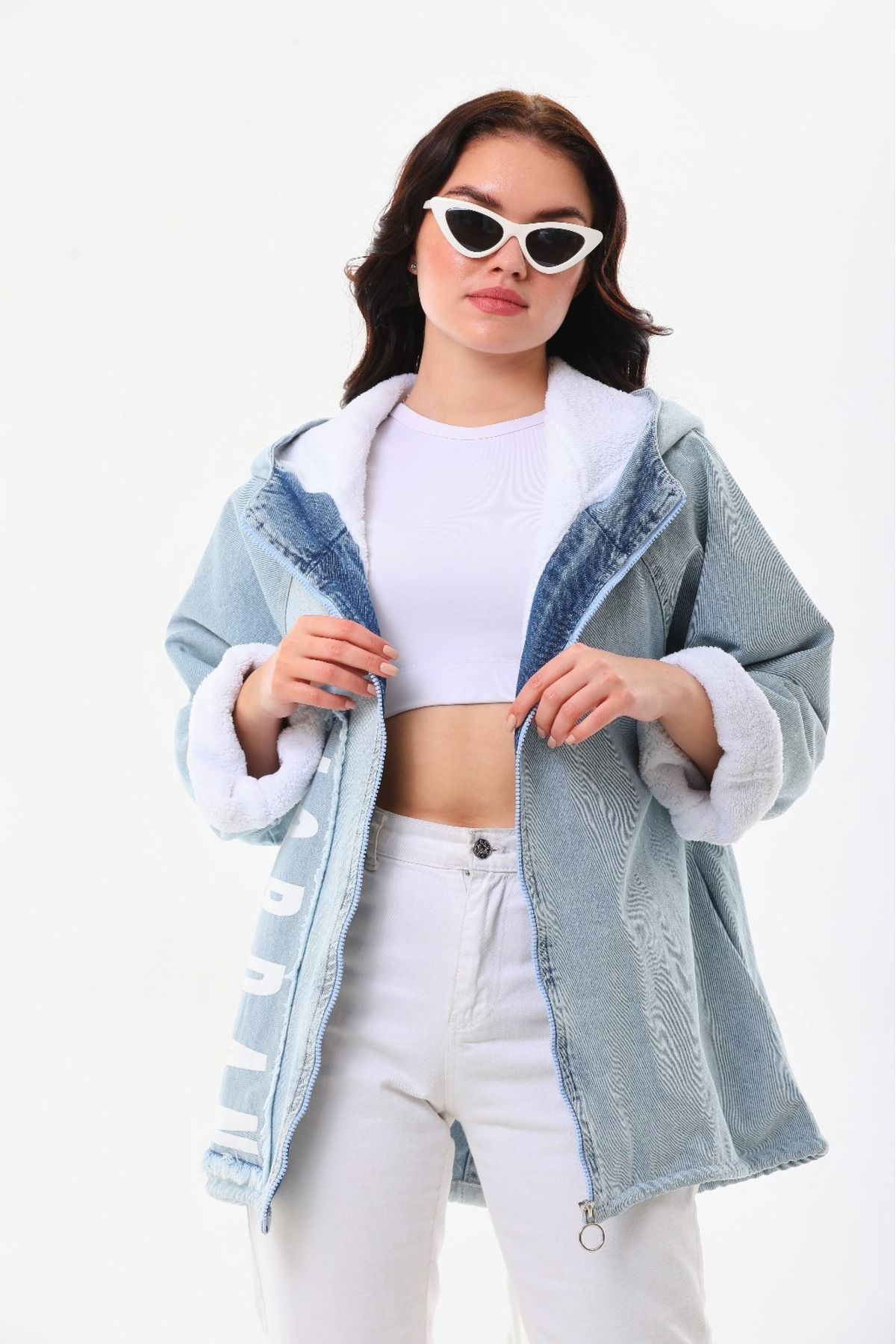 Peluş Wellsoft İçli Oversize Kapşonlu Ceket Peluş Wellsoft İçli Oversize Kapşonlu Ceket