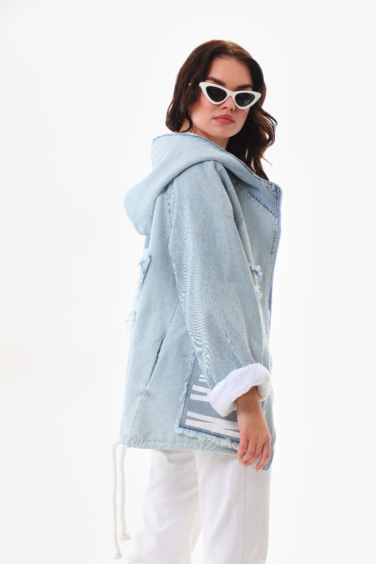 Peluş Wellsoft İçli Oversize Kapşonlu Ceket Peluş Wellsoft İçli Oversize Kapşonlu Ceket