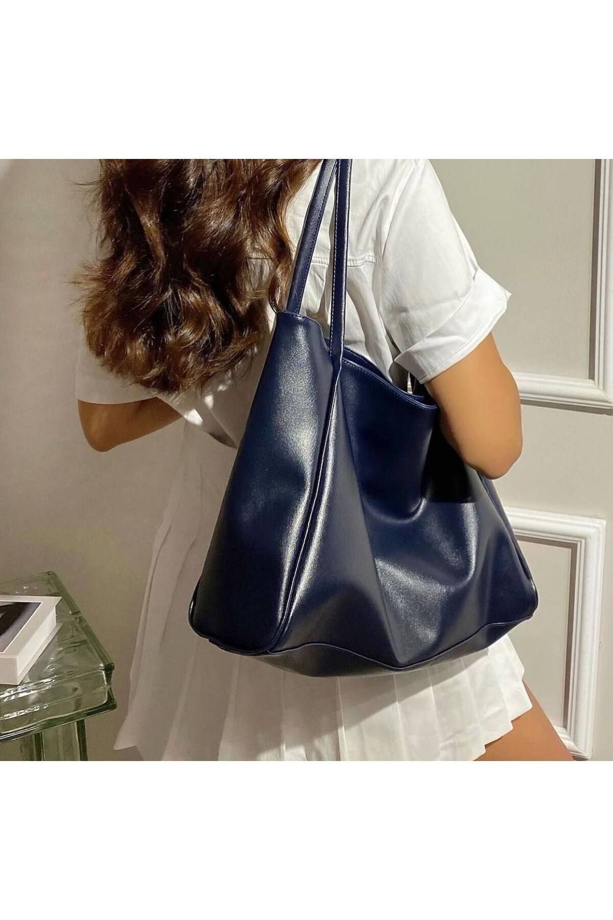 SOFT MODEL KADIN OMUZ VE KOL ÇANTASI SOFT MODEL KADIN OMUZ VE KOL ÇANTASI