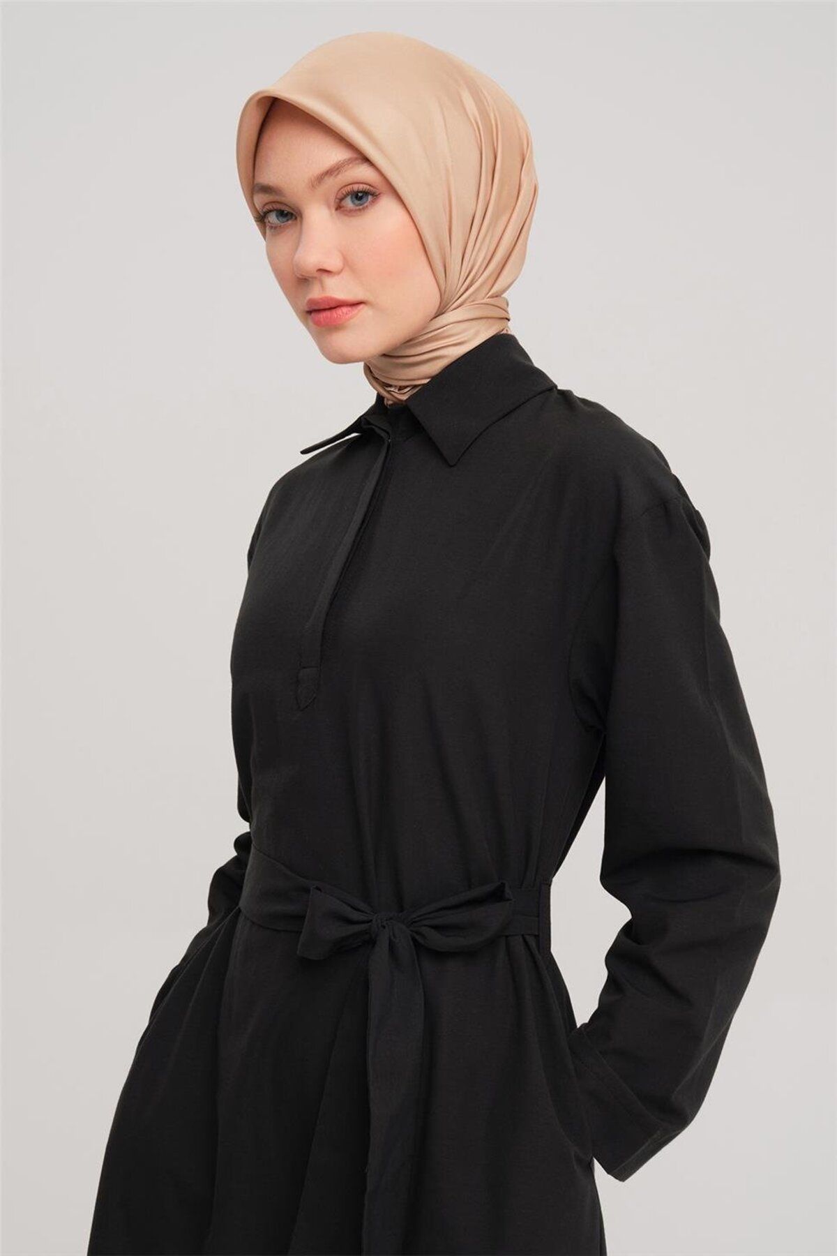 Polo Yaka Basic Pamuk Elbise 24y9822 Siyah Polo Yaka Basic Pamuk Elbise 24y9822 Siyah