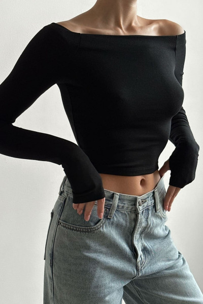 Madonna Yaka Parmak Detaylı Esnek Crop Bluz