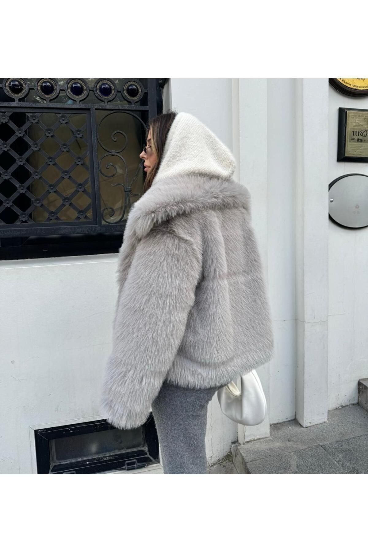 Zr Model Gri Astarlı Premium Kürk Zr Model Gri Astarlı Premium Kürk