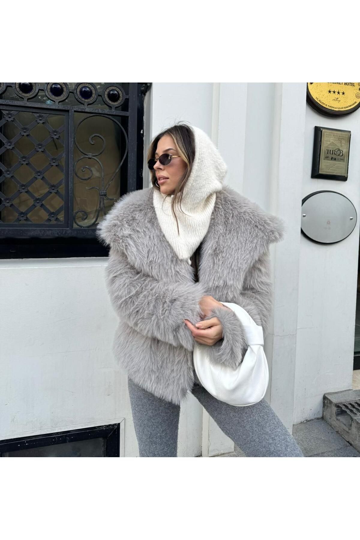 Zr Model Gri Astarlı Premium Kürk Zr Model Gri Astarlı Premium Kürk