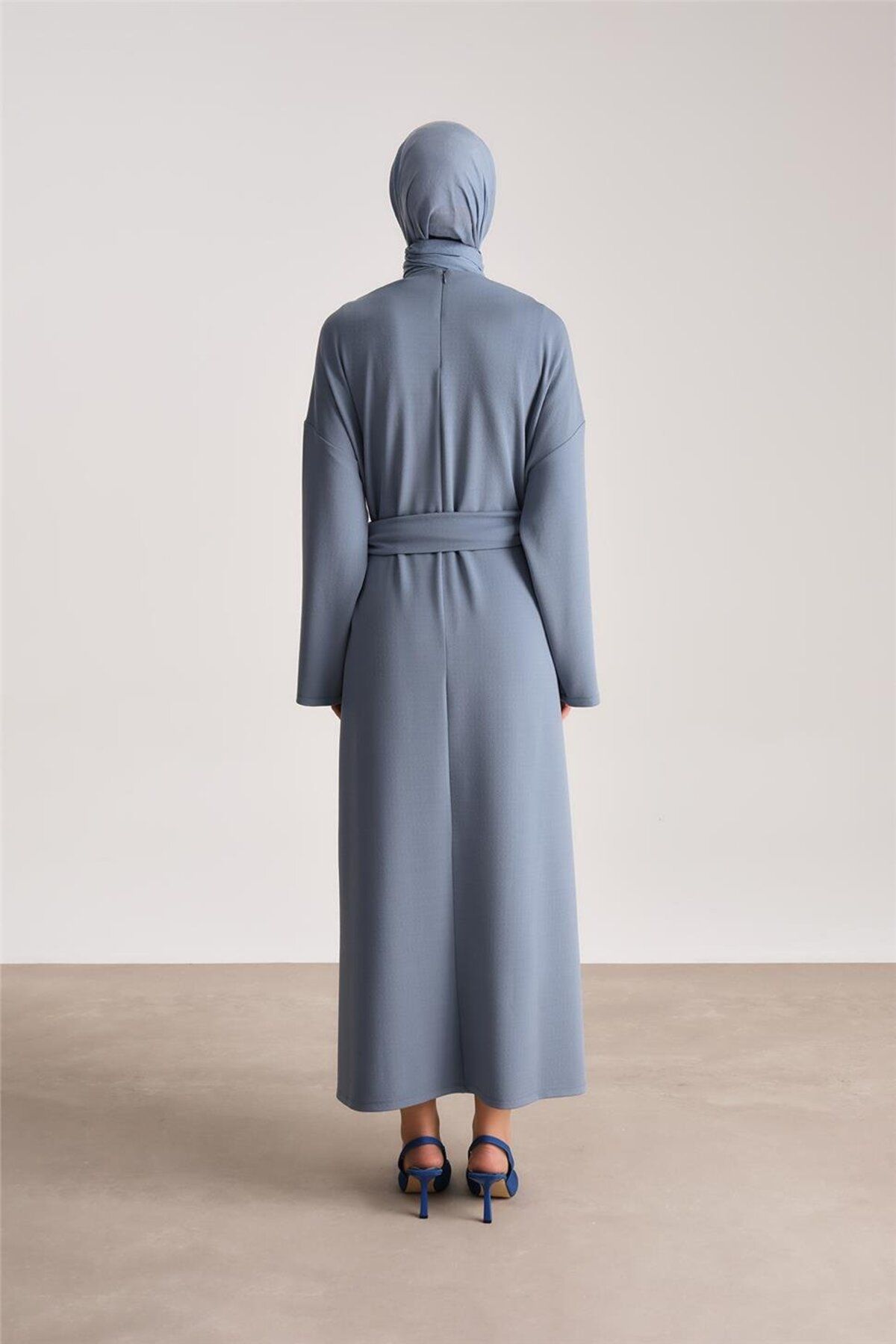 Örme Beli Çift Bağlamalı Elbise Ort9727 Indigo Örme Beli Çift Bağlamalı Elbise Ort9727 Indigo