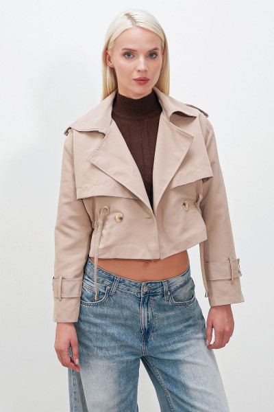 Oversize Geniş Kesim Pamuklu Crop TRENÇKOT Oversize Geniş Kesim Pamuklu Crop TRENÇKOT
