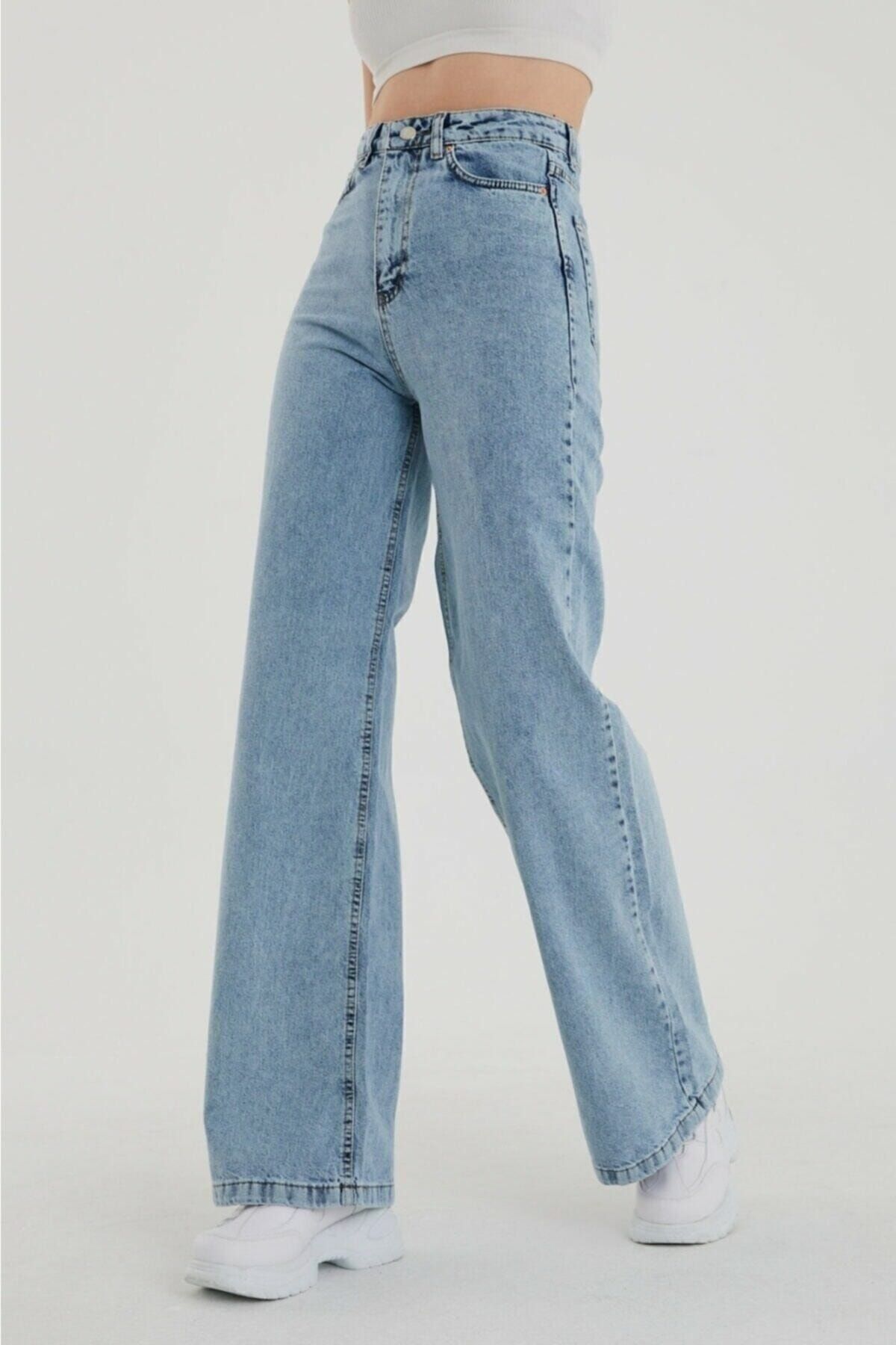 Süper Yüksek Bel Likralı Kar Yıkamalı Geniş Paça Kot Pantolon (wide Leg) Süper Yüksek Bel Likralı Kar Yıkamalı Geniş Paça Kot Pantolon (wide Leg)