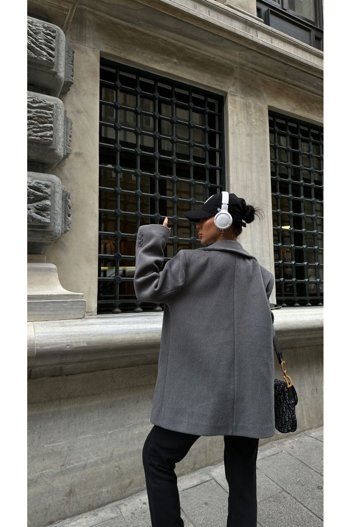 kaşe astarlı tek düğme oversize bol kesim orta boy pinterest muadil kaban mont blazer ceket kaşe astarlı tek düğme oversize bol kesim orta boy pinterest muadil kaban mont blazer ceket