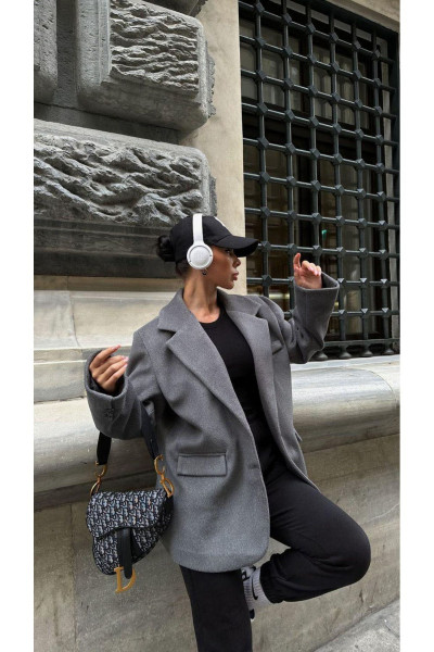 kaşe astarlı tek düğme oversize bol kesim orta boy pinterest muadil kaban mont blazer ceket kaşe astarlı tek düğme oversize bol kesim orta boy pinterest muadil kaban mont blazer ceket