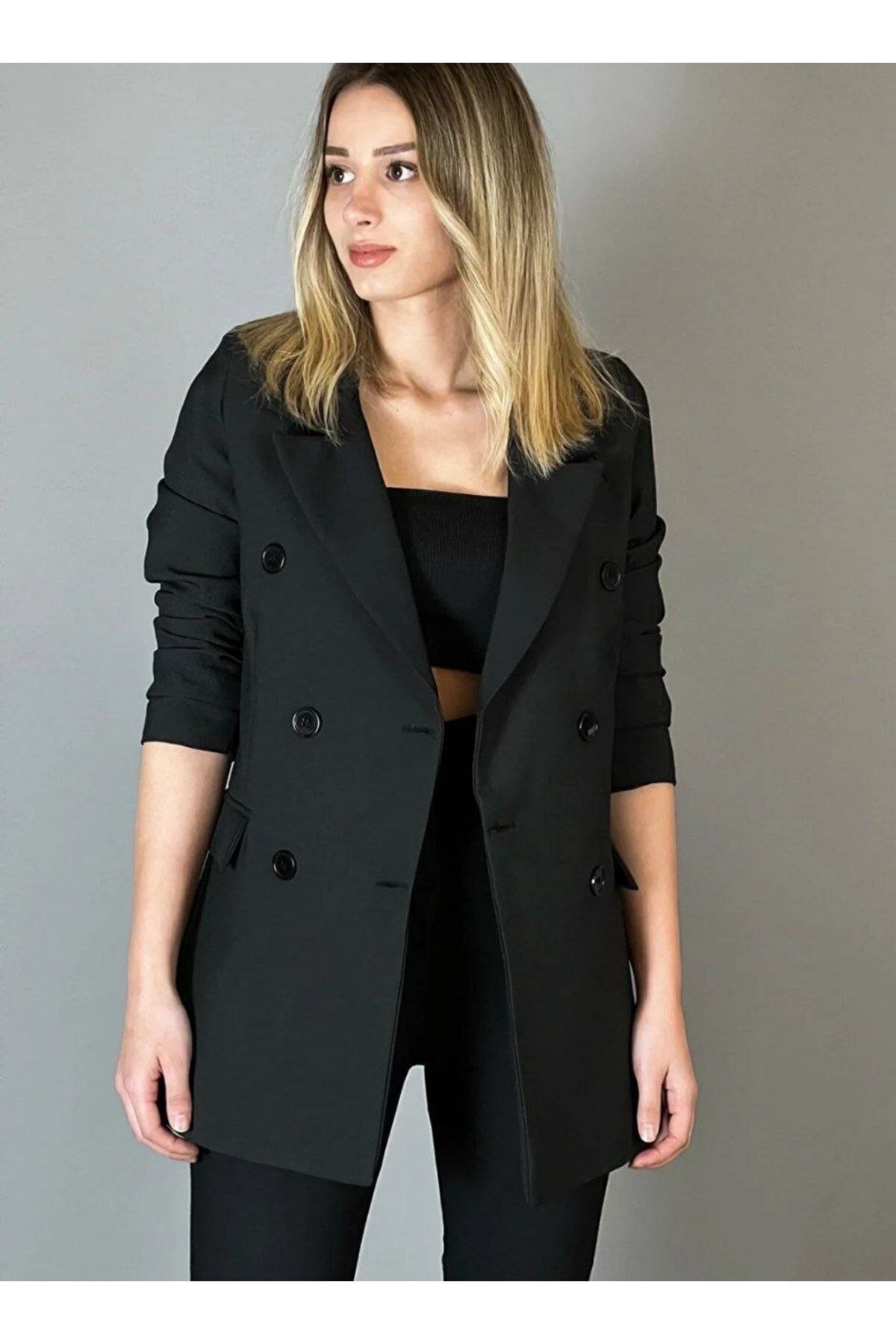 Kadın Siyah Düğmeli Blazer Ceket Kadın Siyah Düğmeli Blazer Ceket
