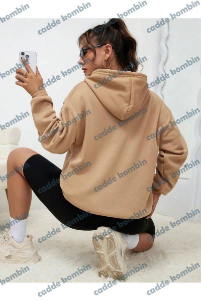 KALP BASKILI OVERSİZE KALIP SWEAT KALP BASKILI OVERSİZE KALIP SWEAT