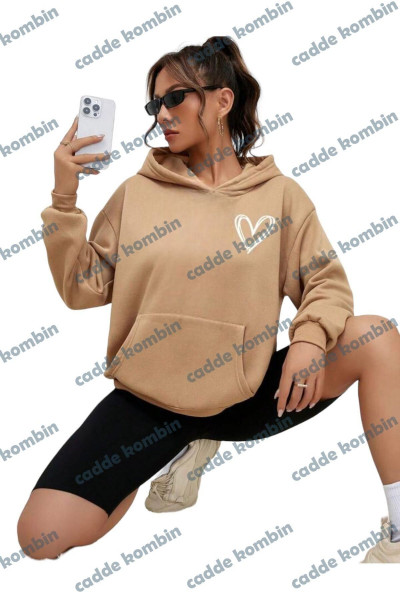 KALP BASKILI OVERSİZE KALIP SWEAT KALP BASKILI OVERSİZE KALIP SWEAT