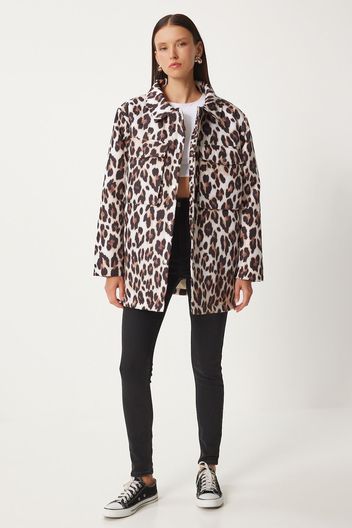 Leopar Desenli Şişme Mont SİYAH BEJ LNT0004 Leopar Desenli Şişme Mont SİYAH BEJ LNT0004