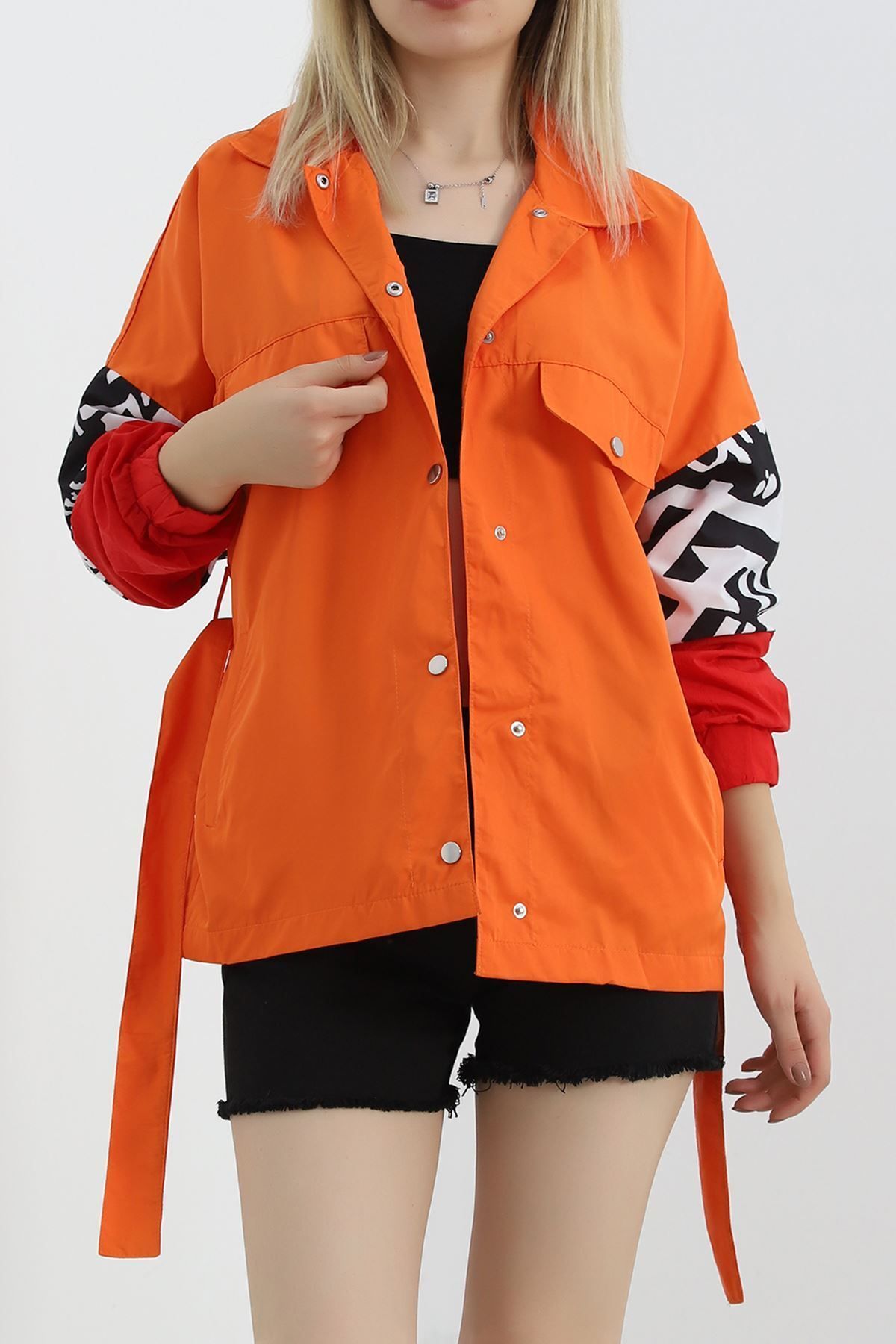 Kolları Baskı Detaylı Yağmurluk Oranj - 1364.1367. Kolları Baskı Detaylı Yağmurluk Oranj - 1364.1367.