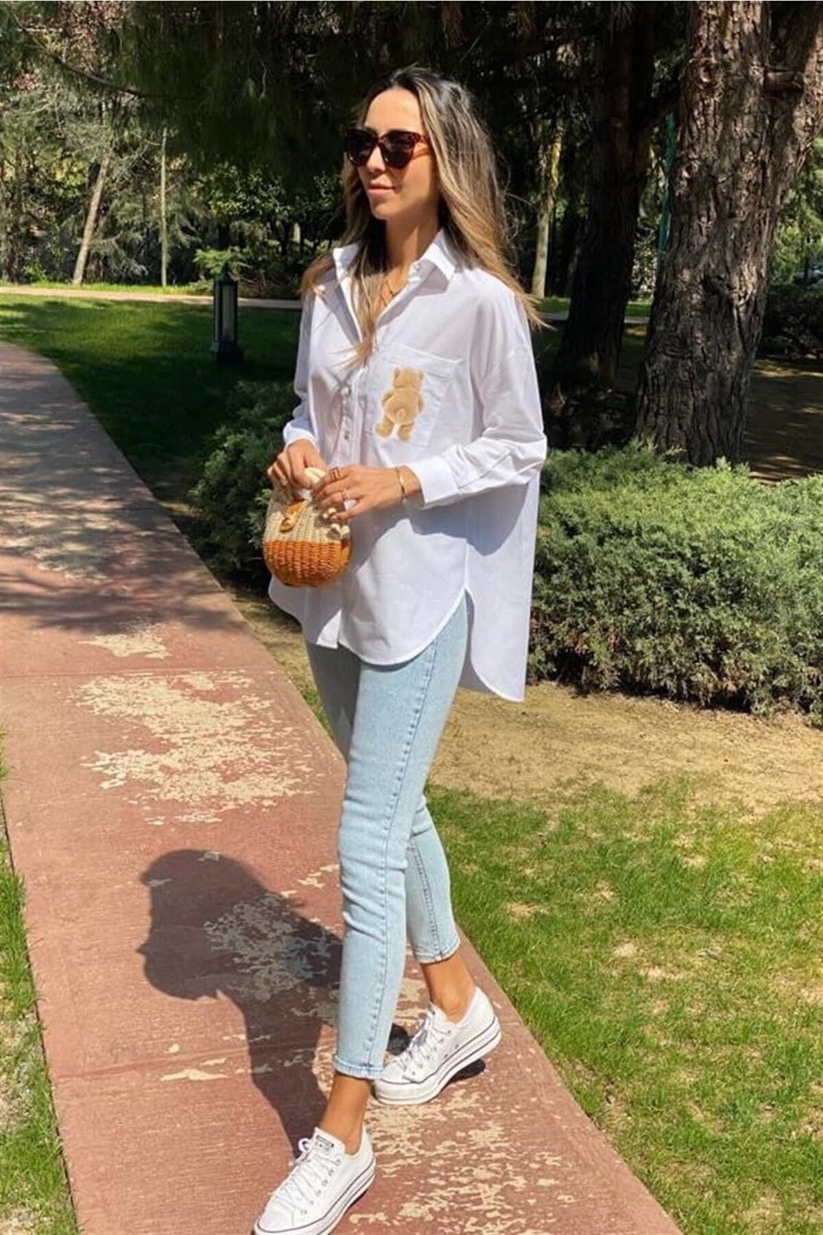 Leon Mavi Kar Yıkama Yüksel Bel Dar Paça Skinny Likralı Kot Pantalon Leon Mavi Kar Yıkama Yüksel Bel Dar Paça Skinny Likralı Kot Pantalon