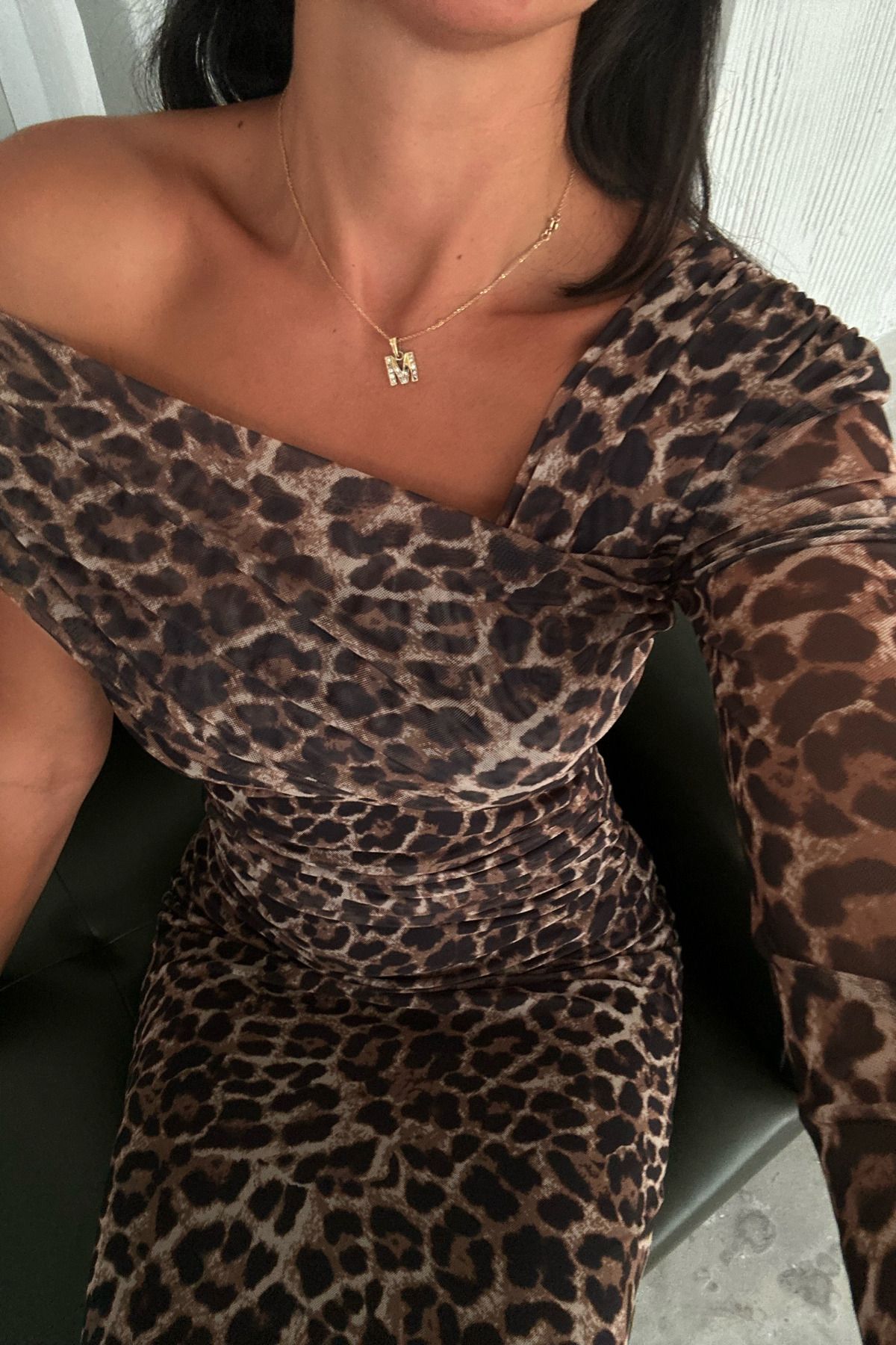 Leopar Desen Düşük Omuz Tül Elbise Leopar Desen Düşük Omuz Tül Elbise