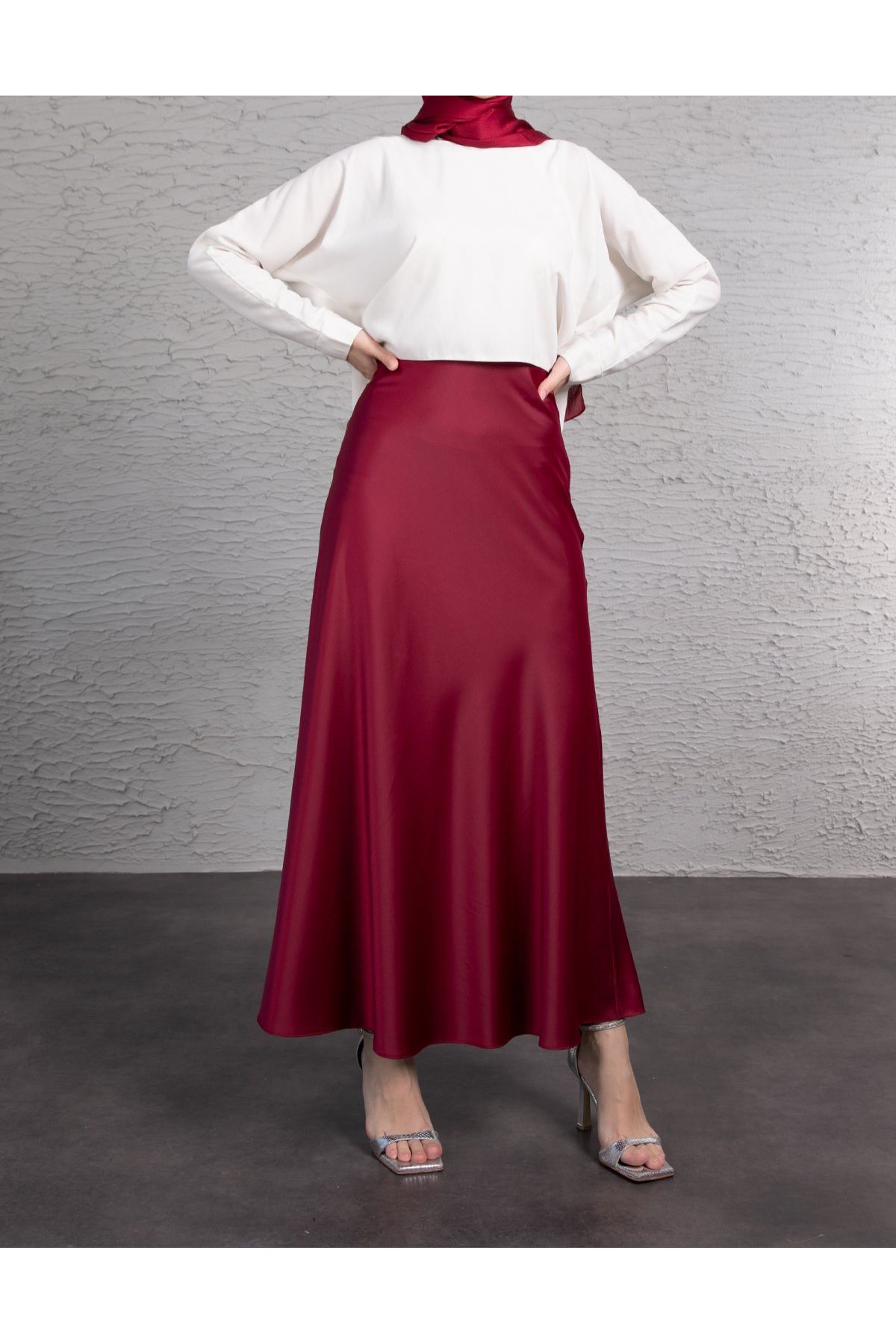 SATEN KUMAŞ TESETTÜR ETEK SATEN KUMAŞ TESETTÜR ETEK