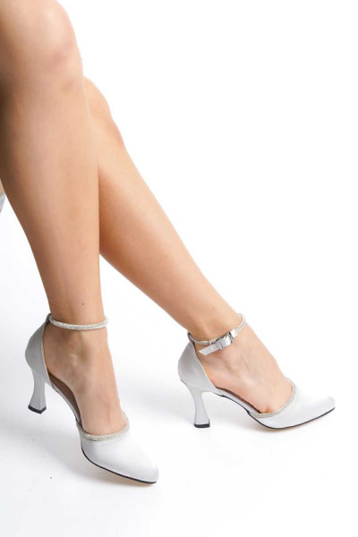 Kadın Taşlı Ayakkabı Kadın Taşlı Ayakkabı