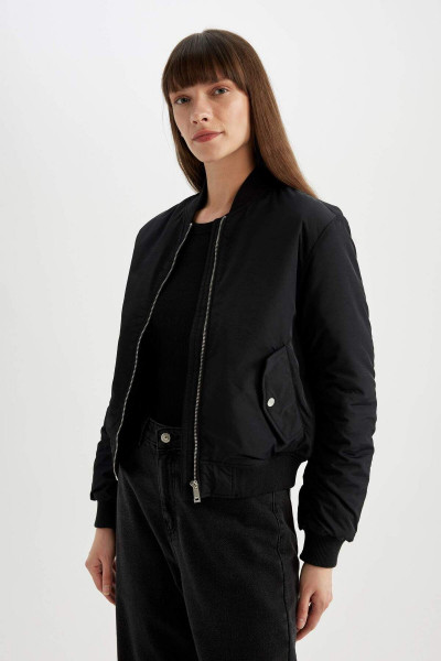 Su Itici Kolej Yaka Düz Fermuar Kapamalı Cepli Bomber Ceket Mont 3113277 Su Itici Kolej Yaka Düz Fermuar Kapamalı Cepli Bomber Ceket Mont 3113277