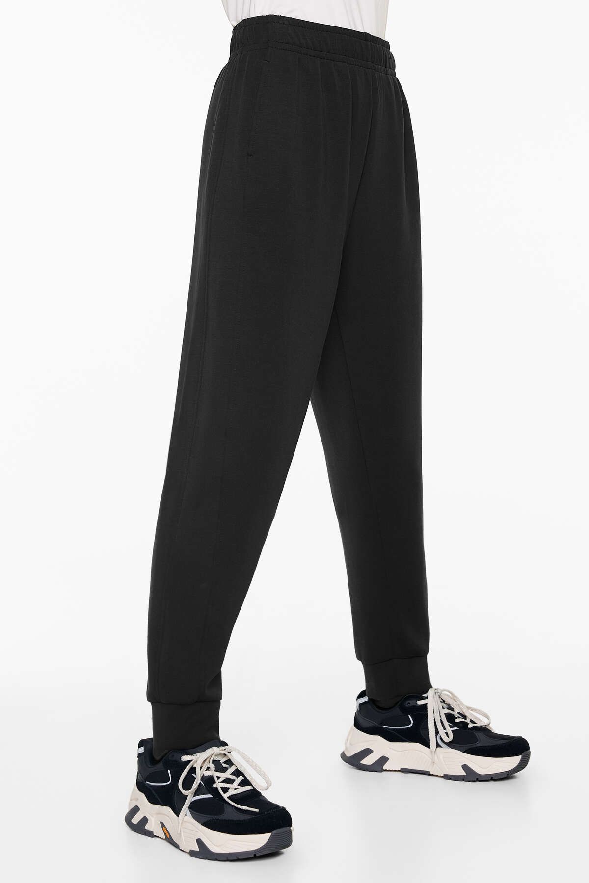 Modal karışımlı jogger pantolon Modal karışımlı jogger pantolon
