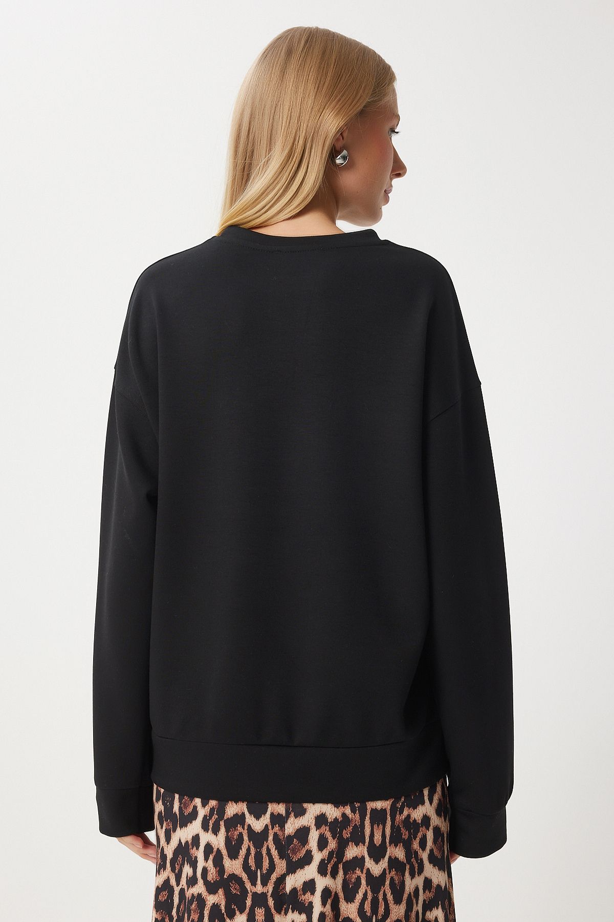 Kadın Siyah Basic Mevsimlik Modal Örme Sweatshirt AN00212 Kadın Siyah Basic Mevsimlik Modal Örme Sweatshirt AN00212