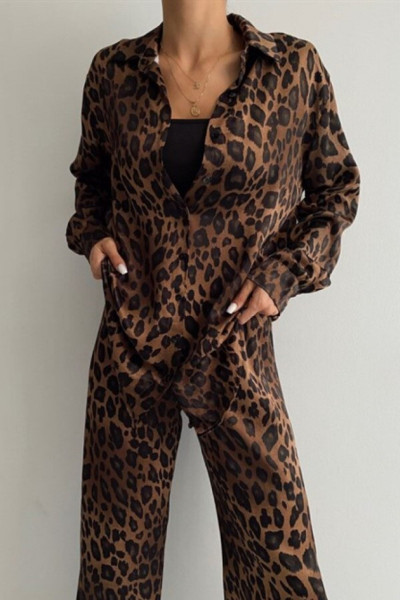 Leopar Desen Oversize Saten (VİSKON) Kahverengi Gömlek Leopar Desen Oversize Saten (VİSKON) Kahverengi Gömlek