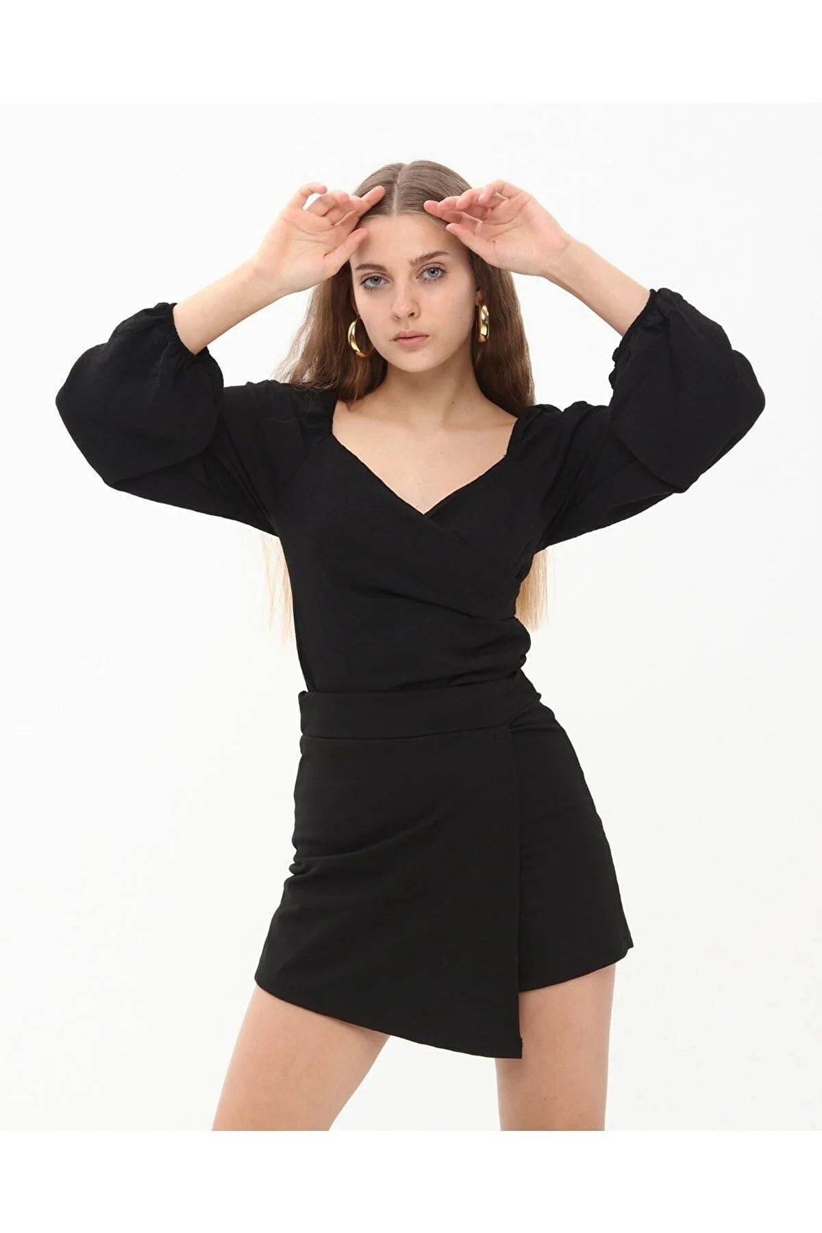 Siyah Kruvaze Zara Model Kapaklı Bermuda Mini Şort Etek Siyah Kruvaze Zara Model Kapaklı Bermuda Mini Şort Etek