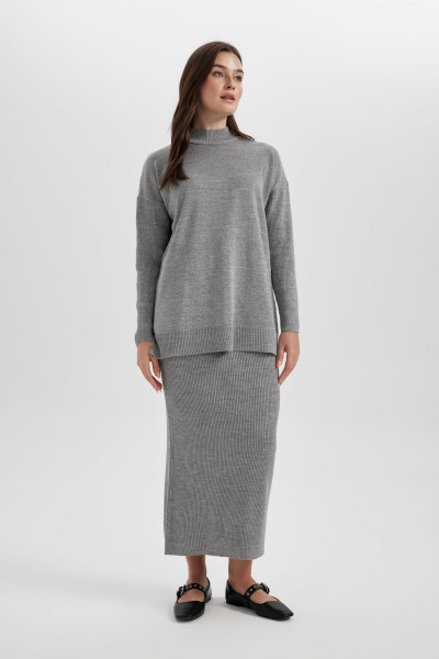 Regular Fit Yarım Balıkçı Yaka Basic Düz Triko Kazak Tunik B5609ax23wn Regular Fit Yarım Balıkçı Yaka Basic Düz Triko Kazak Tunik B5609ax23wn
