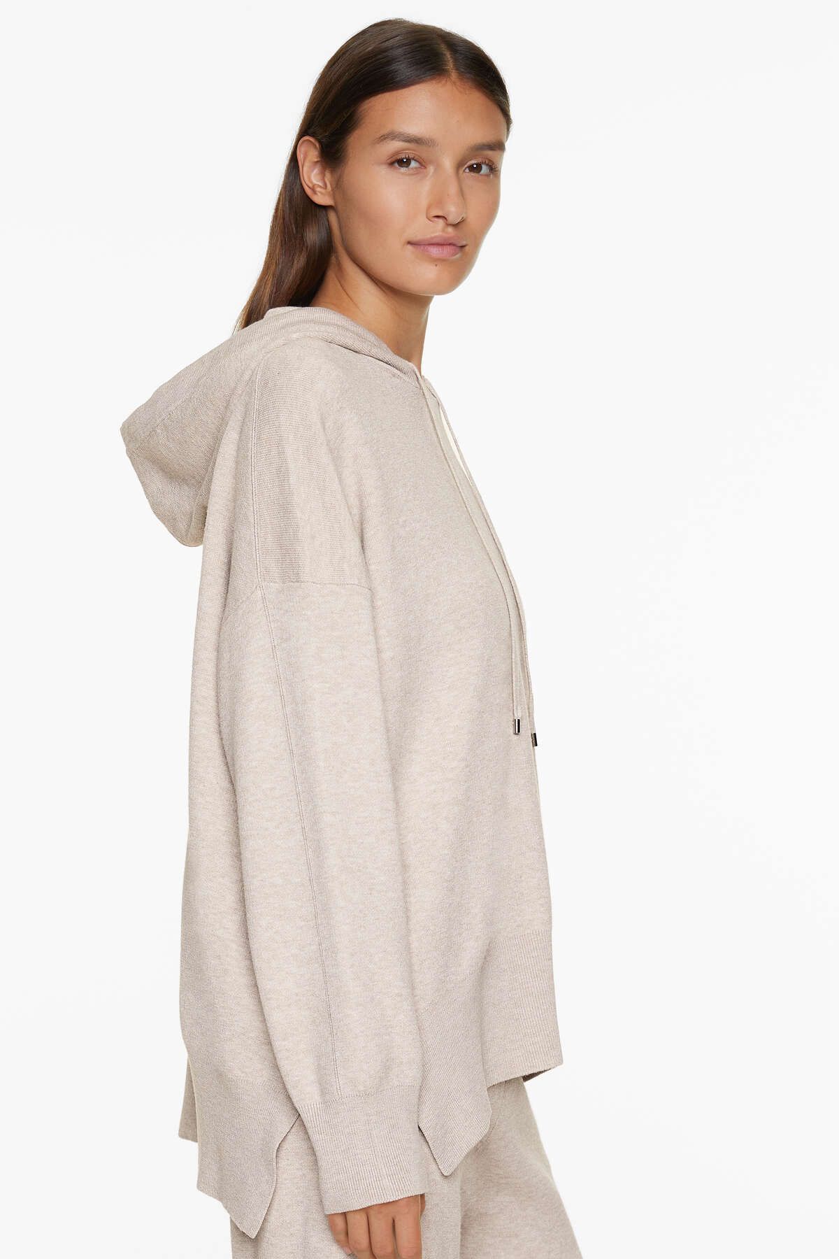 Kapüşonlu triko sweatshirt Kapüşonlu triko sweatshirt