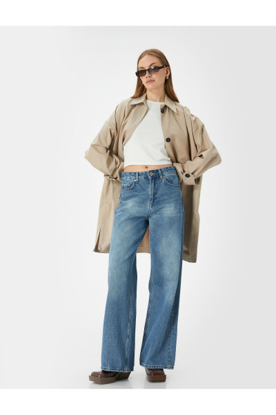 Kruvaze Oversize Trençkot Düğmeli Cep Detaylı Kruvaze Oversize Trençkot Düğmeli Cep Detaylı