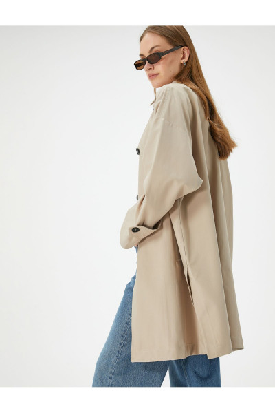Kruvaze Oversize Trençkot Düğmeli Cep Detaylı Kruvaze Oversize Trençkot Düğmeli Cep Detaylı