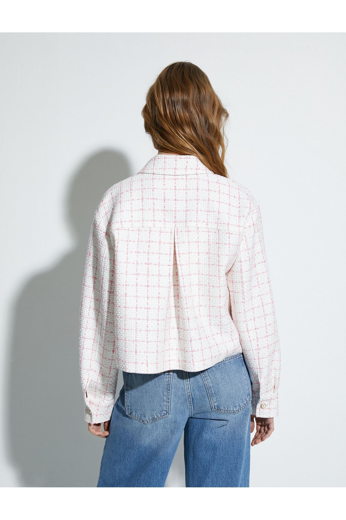 Tüvit Ceket Kapaklı Cepli Düğmeli Gömlek Yaka Tüvit Ceket Kapaklı Cepli Düğmeli Gömlek Yaka